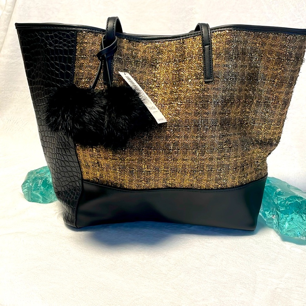 NWT! Chico’s Pom Pom Tote Bag - Foiled Bag Black/Gold